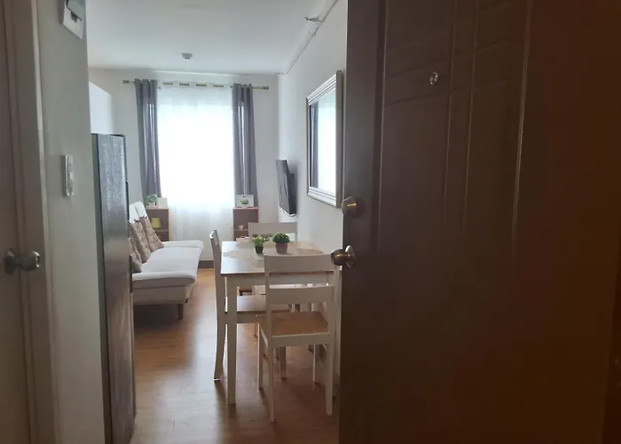 The Dwelling Place At Metrotowne Pinas Bed & Breakfast *